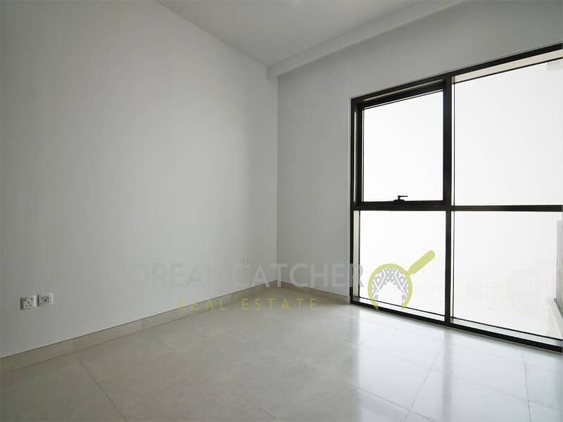 High Floor | Sea View |  1 Bed with Balcony |