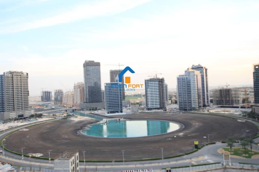 Huge -1 Bedroom | Lake Facing | Vacant on Transfer |  Stadium Point