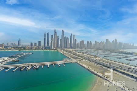 2 Bedroom Apartment for Rent in Dubai Harbour, Dubai - Marina Views | Immaculate | Private Beach