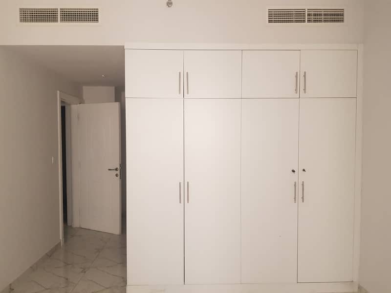 Квартира в Мувайли Коммерческая，Здание Мувайлех 3, 2 cпальни, 37000 AED - 5608924