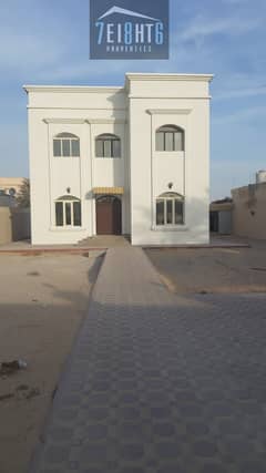 Excellent property: 5 b/r good quality independent villa + maids room + garden for rent in Muhaisnah 1