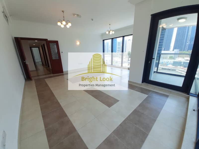 Partial Sea View| 3 BHK with Balcony, Laundry Room & Parking| 110,000/Year| 4 Payments
