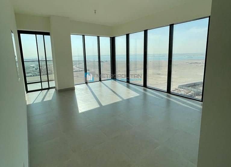 Brand New| Full Sea View | Vacant |Up To 12 Cheques