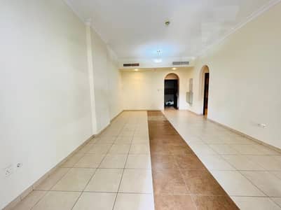2 Bedroom Apartment for Rent in Deira, Dubai - 2BHK FOR FAMILY GYM POOL CENTREL AC PARKING FREE ON METRO HUGE APARTMENT ONLY 68K