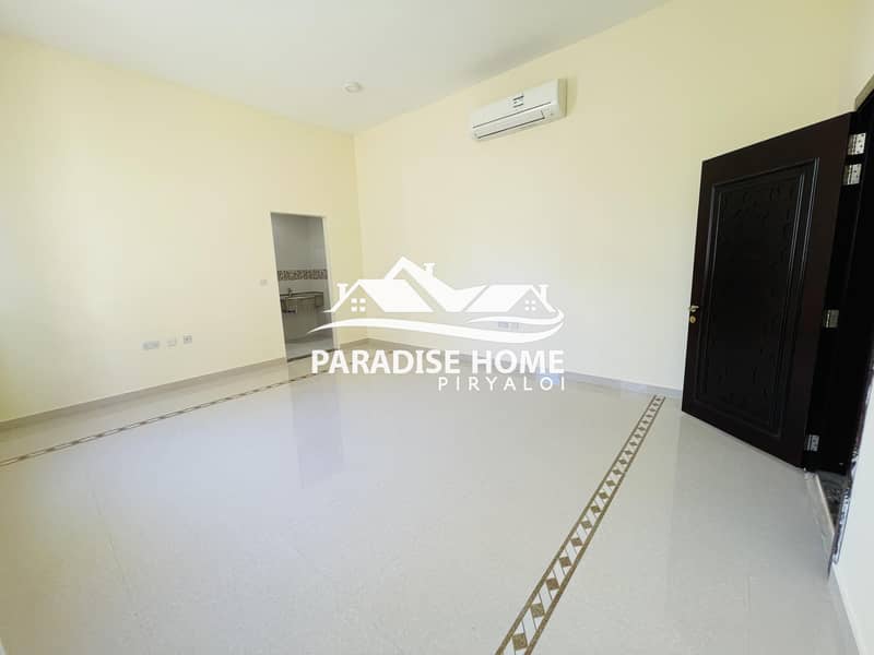 Private Entrance! 3 Master Bedroom In New Shahama