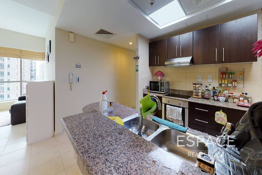 11 Keen To Sell | Sole Agent | Spacious Apartment