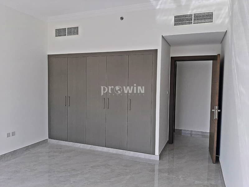 BEST OFFER . . . 2 MONTHS RENT  FREE| BRAND NEW BUILDING|PANORAMIC VIEWS