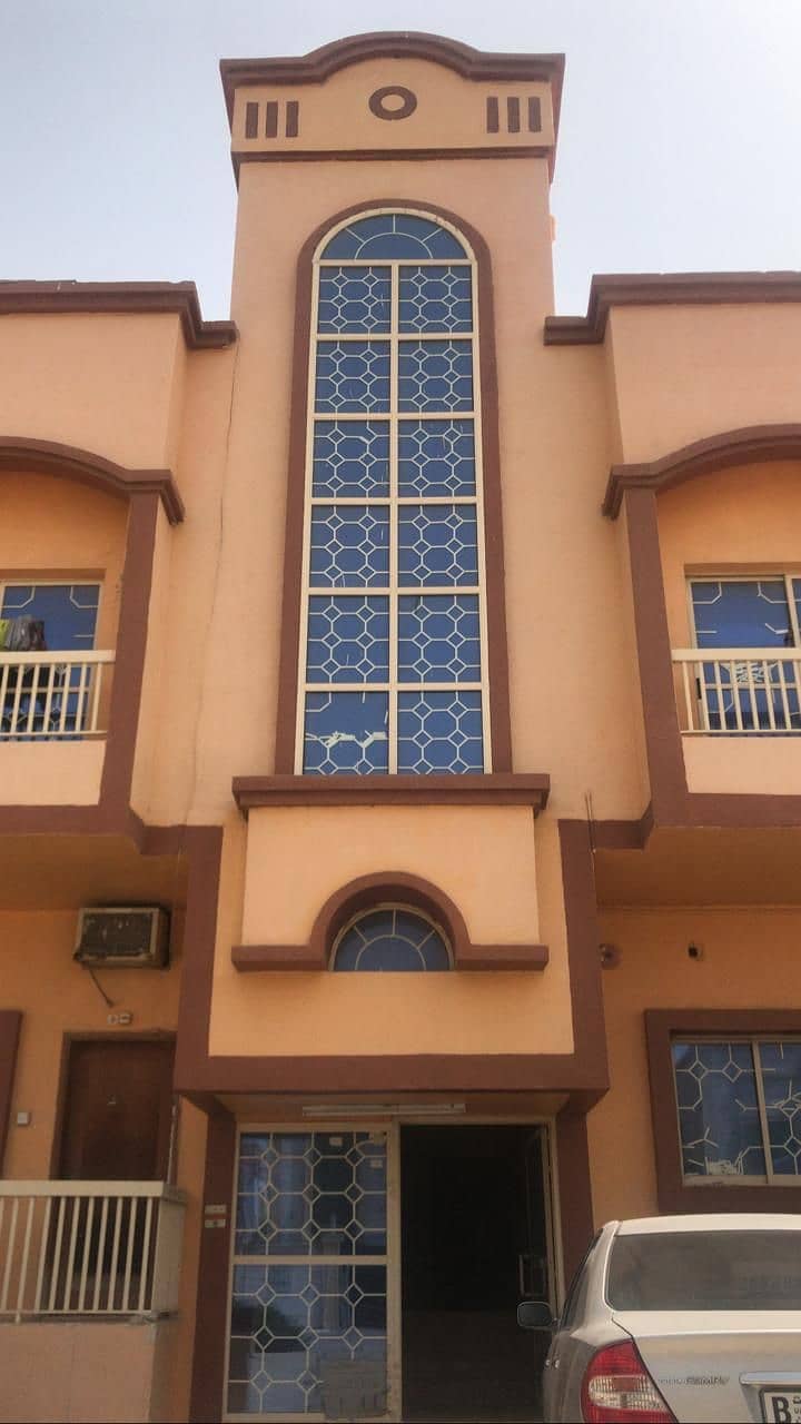 SPACIOUS 1BHK IS AVAILABE FOR RENT IN VERY GOOD PRICE 14000/YEARLY AREA 800 SQFT IN MOWAIHAT 2.