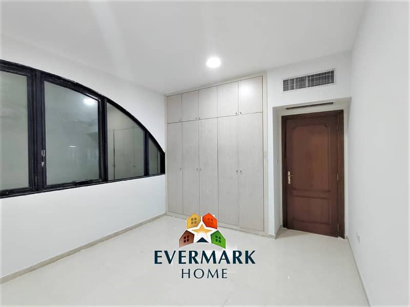 3-BHK WITH BALCONY | ELECTRA STREET | NEAR GREEN HOUSE