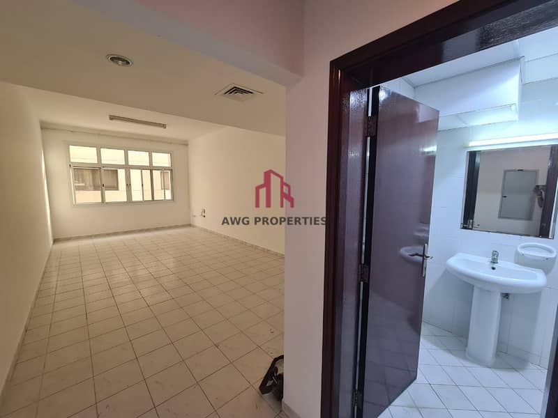 Квартира в Аль Карама，Карама Палас Билдинг, 2 cпальни, 60000 AED - 5107309