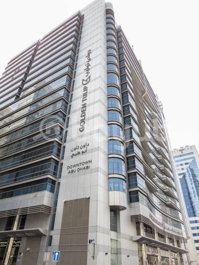 شقة 1 غرفة نوم للايجار في المركزية، أبوظبي - شقة في برج أبو ظبي بلازا المركزية 1 غرف 65000 درهم - 4708050