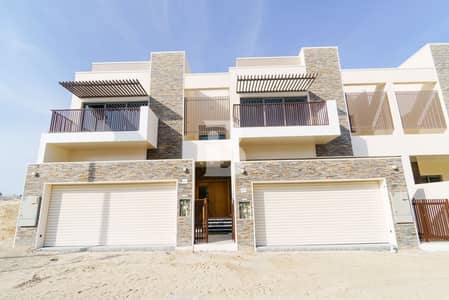 تاون هاوس 5 غرف نوم للبيع في الفرجان، دبي - 5 Bed |Spacious Townhouse | Parkland View