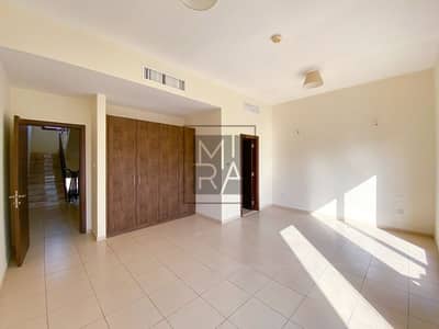 فیلا 4 غرف نوم للايجار في قرية جميرا الدائرية، دبي - Amazing 4BR+Maids Villa in JVC | Good community view