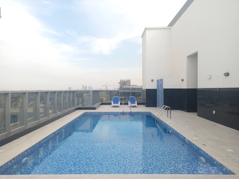 LAVISH 2BHK WITH GYM POOL PARKING RENT ONLY 62K