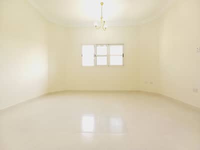 Luxury townhouse! Bright and spacious! 3 bed +maid room! Small garden area! Gym! Swimming pool! Covered Car Parking