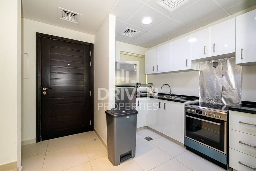 4 Brand New | Furnished Spacious Townhouse