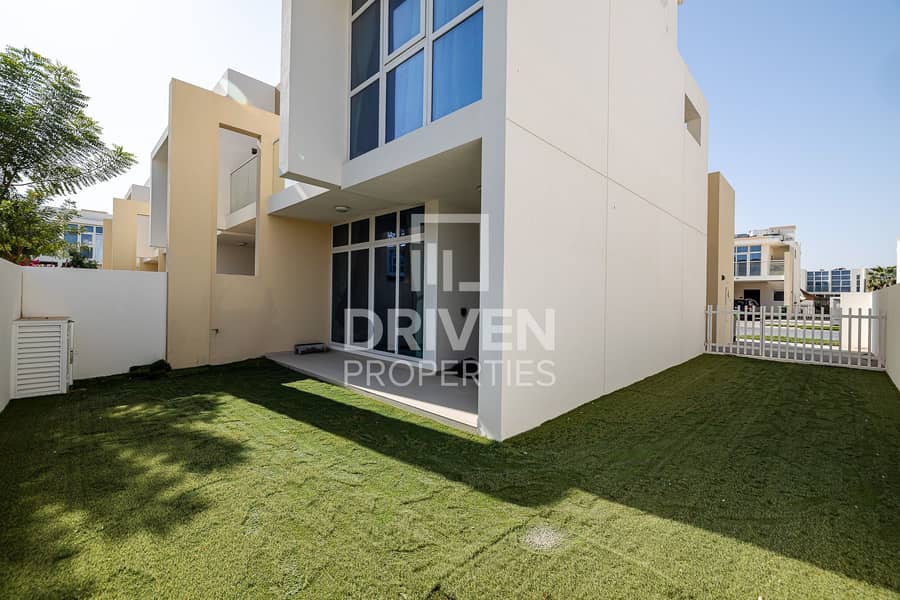 7 Brand New | Furnished Spacious Townhouse