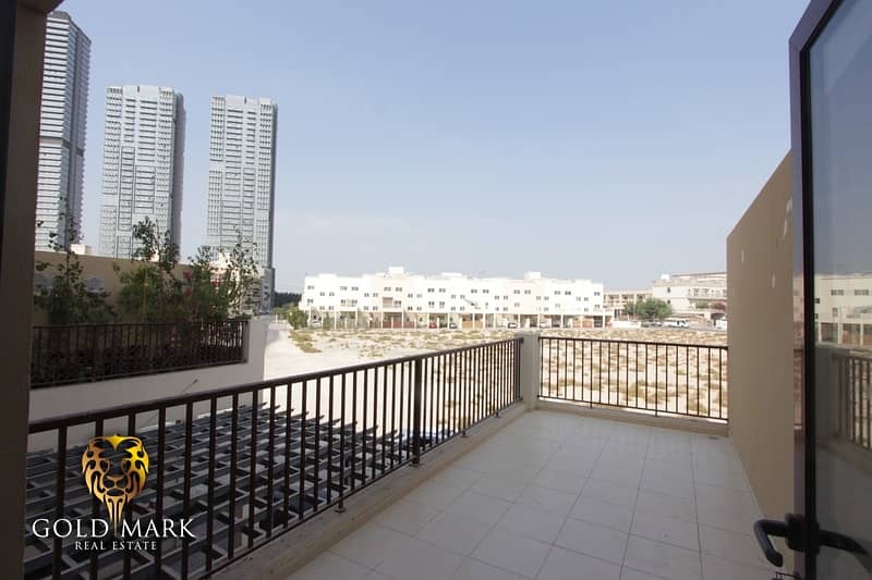13 Spacious Balcony | Upgraded | Best Offer