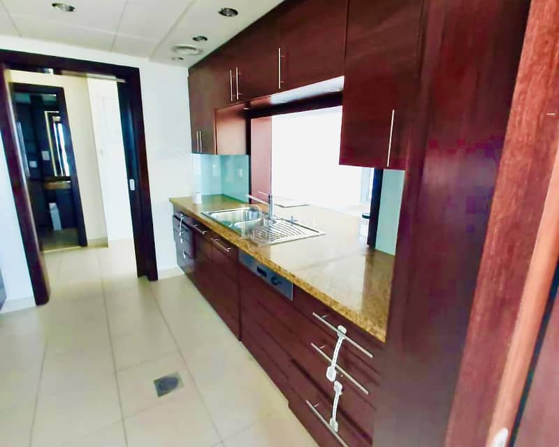 7 Spacious | Ready to move in | Burj view