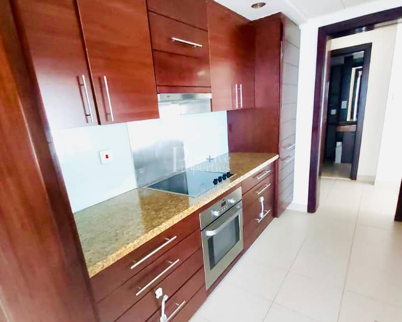 8 Spacious | Ready to move in | Burj view