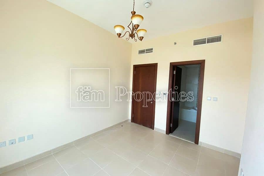 6 Bright Apartment | Golf Course View | High Floor