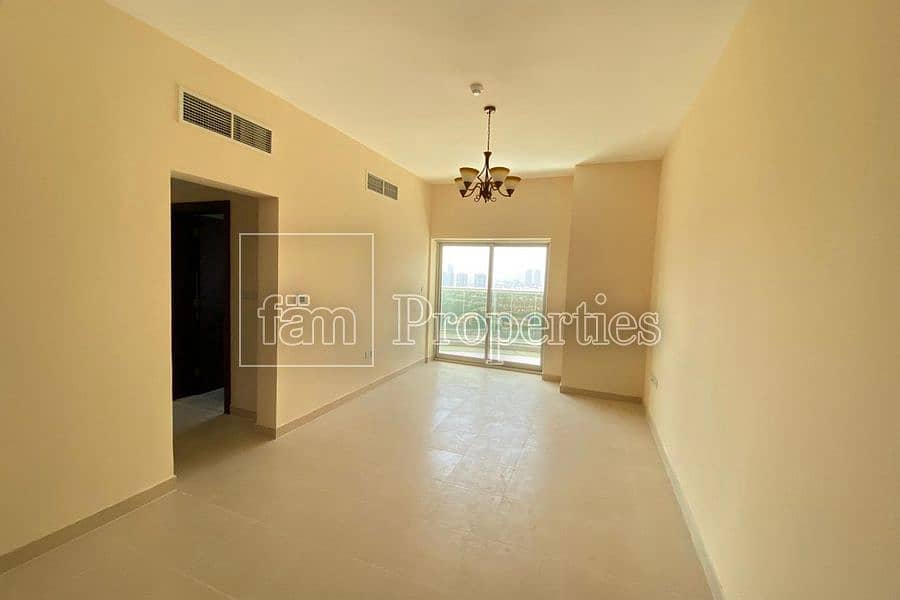 8 Bright Apartment | Golf Course View | High Floor
