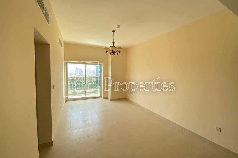 2 Bright Apartment | Golf Course View | High Floor
