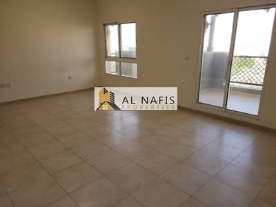 2 Bedroom Apartment for Rent in Remraam, Dubai - 2 BHK Aparment for Rent | Road View |