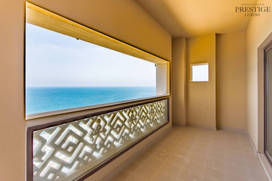 Penthouse 5 Beds | Private Pool | Sea View