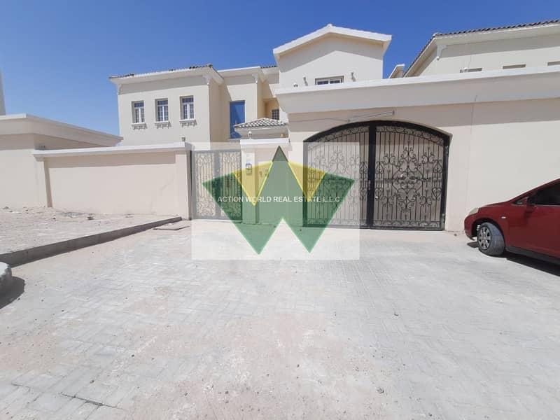 Private Entrance 6 Bedrooms Villa With Huge Back Yard,lDriver room