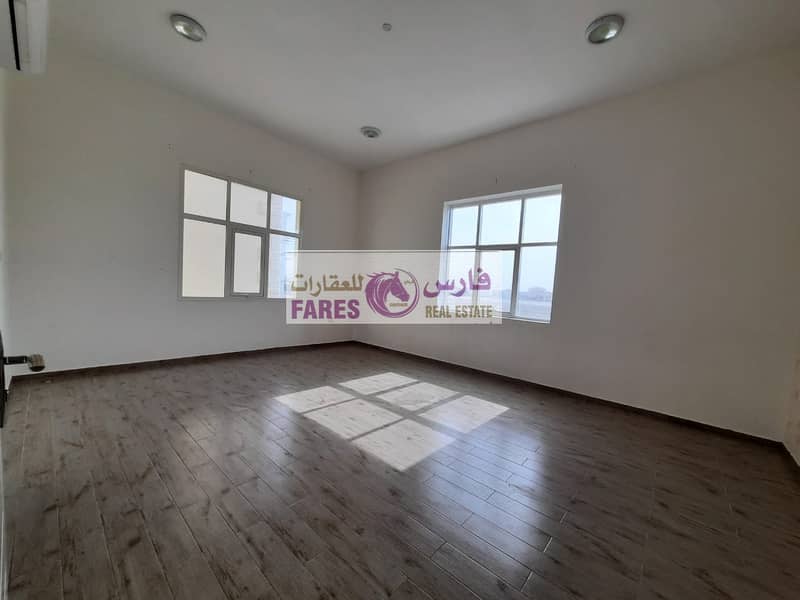 for rent in Alain NAAMA duplex villa with nice view near to almakani moll