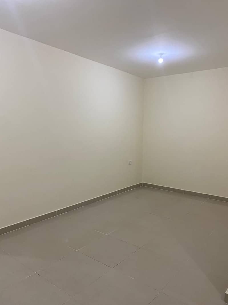 Extra-Ordinary 1 Bedroom Hall, G/Floor on Monthly 2800 at Al Shamkha