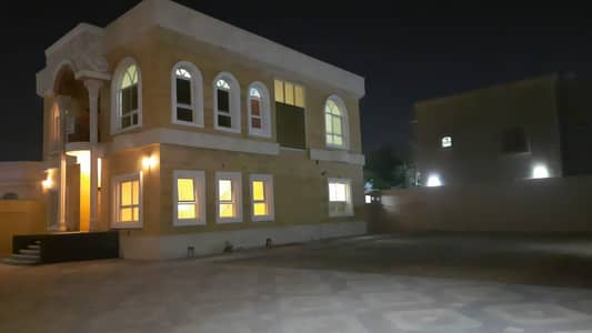 Villa for rent in Ajman, Al Hamidiyah
 Two floors, four rooms, a council, a