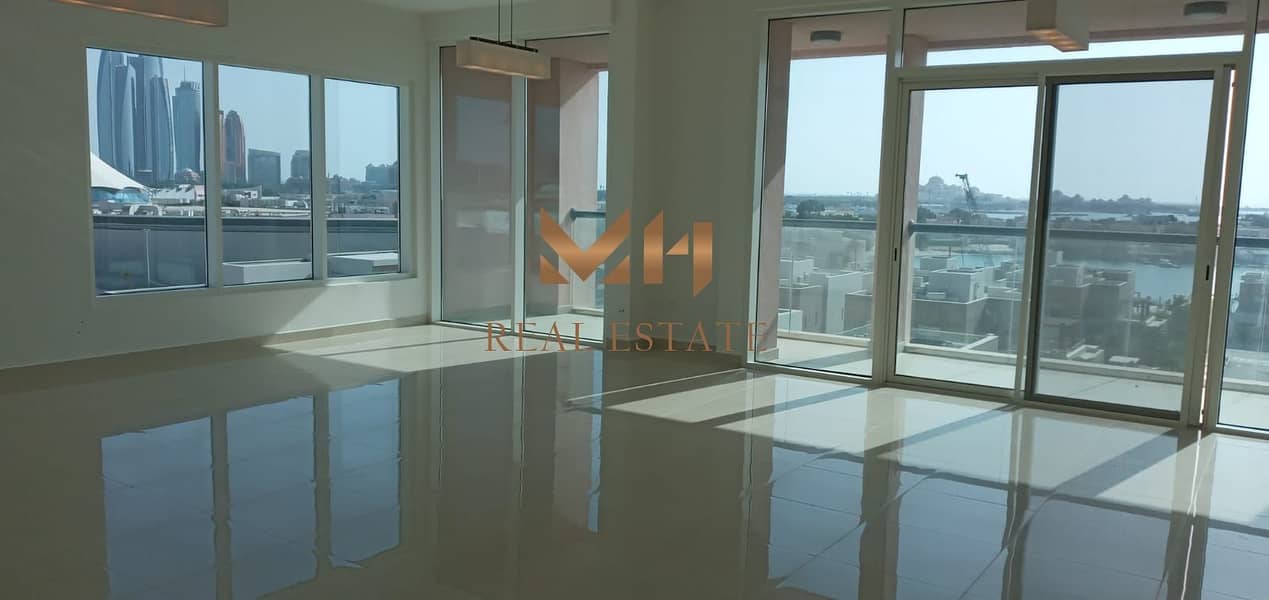 Luxurious Unit + M |  Huge Balcony | Great View
