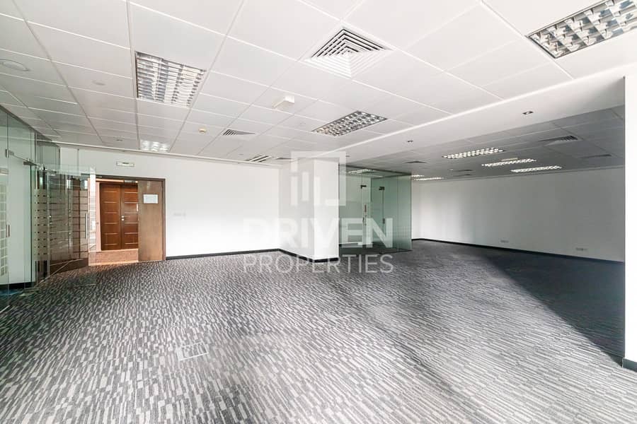 4 Partly Furnished and Huge Office in DIFC