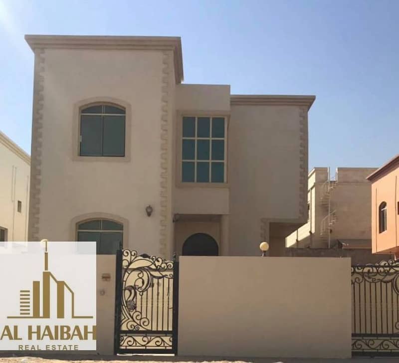 For rent villa two floors very distinctive location next to a mosque For rent villa two floors very distinctive location next to a mosque