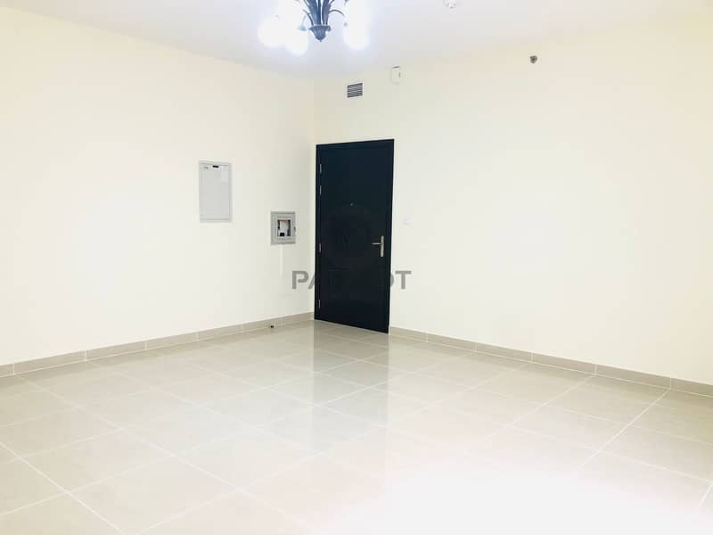 Huge Specious 1 Bed Room Apartment | 1 Month Free| Sheikh Zayed Road