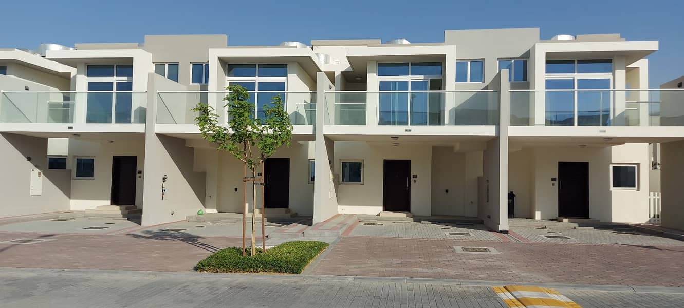 3 Bedroom Hall-TownHouse Single Row Brand New-750k