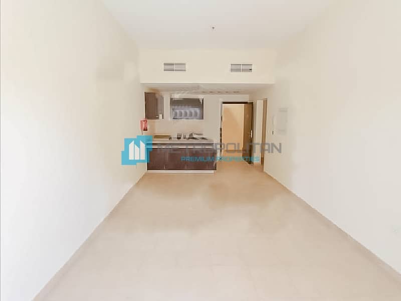 Large 1BR  | Spacious Balcony | Ready To Move In