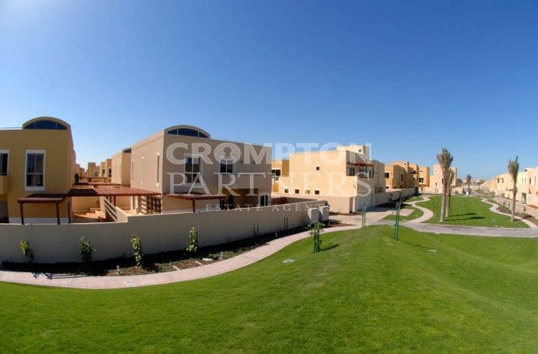 Вилла в Аль Раха Гарденс，Хемаим Коммунити, 4 cпальни, 185000 AED - 5624019