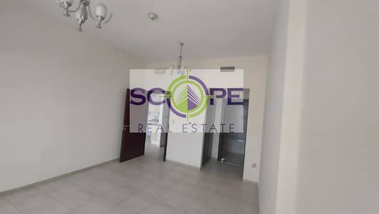 Chiller Free | 860Sqft | Hamza Tower