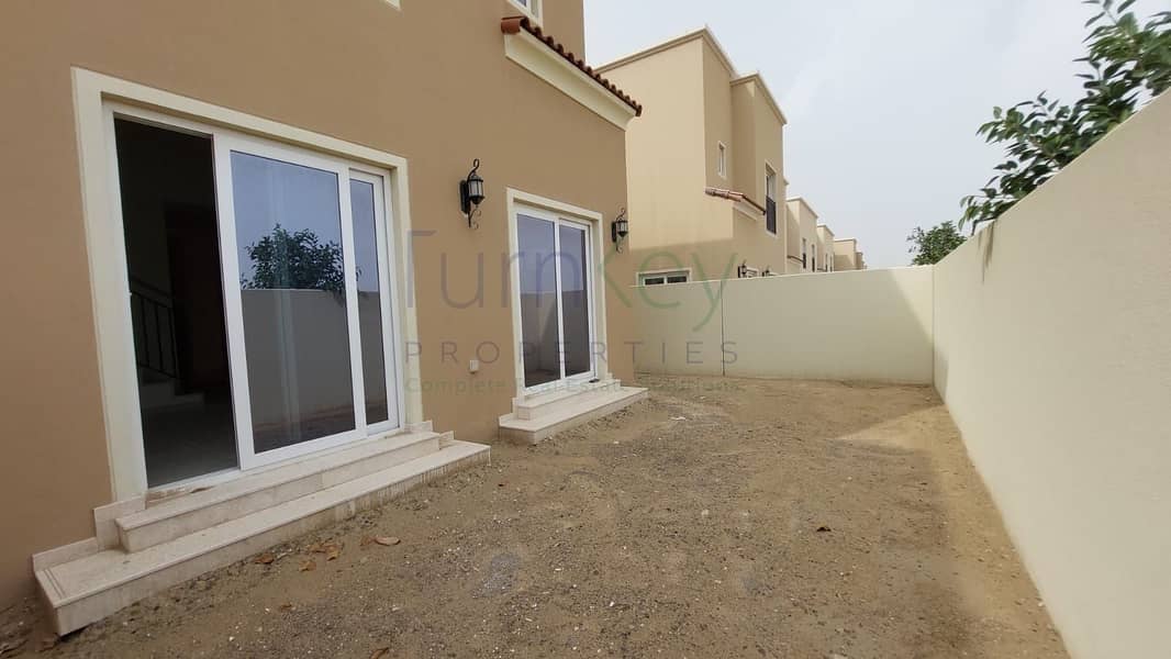 Near  swimming pool 4 bedroom townhouse for sale