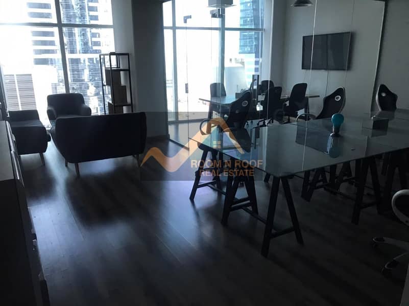 MODERN FURNISHED - GLASS PARTITION - NEAR METRO