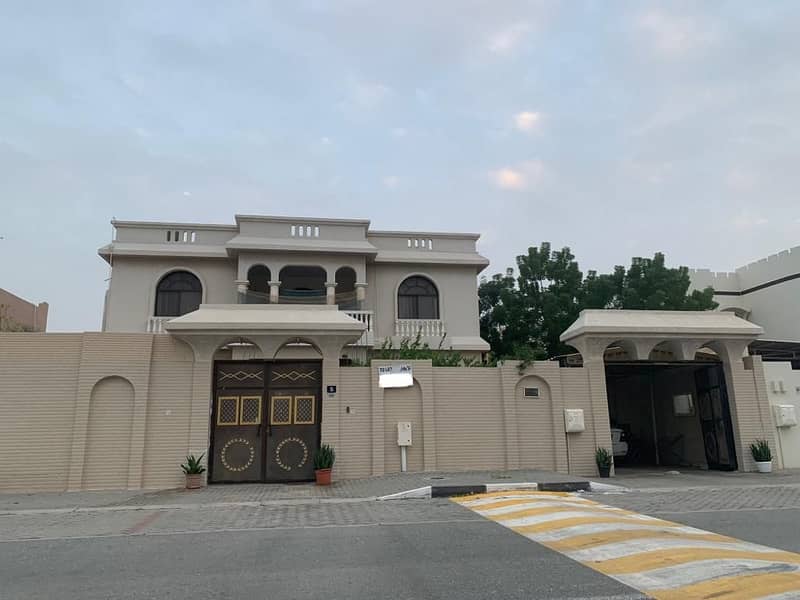 Villa for rent in the Emirate of Sharjah, Al Falaj area