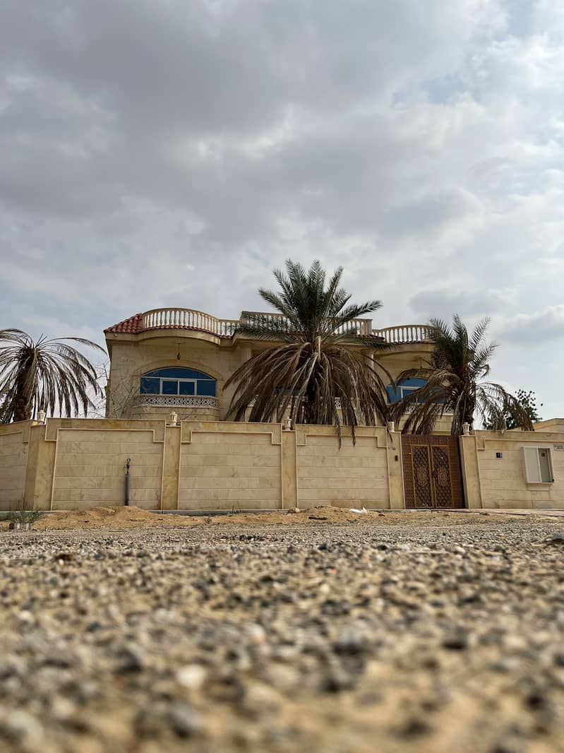 Villa in Al-Qurain 1 Super Deluxe, directly opposite the garden