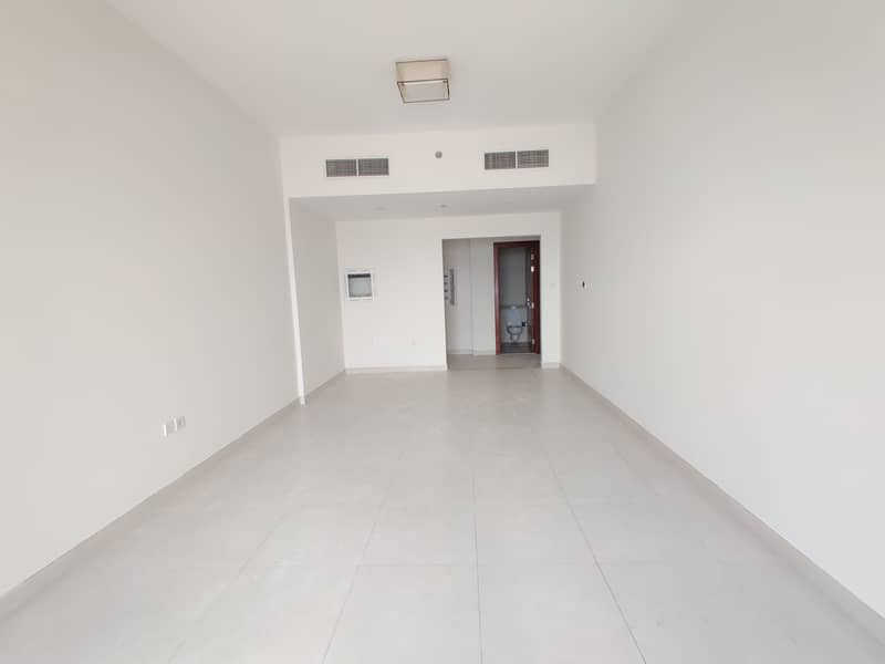 Spacious Luxury Apartments|| 3 Bedroom || 110K || Ocean View ||  One month Free || In Jaddaf ||