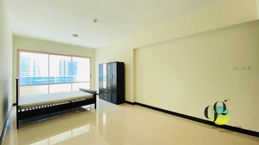 Studio for Rent in Jumeirah Lake Towers (JLT), Dubai - Cozy Studio, Balcony, JLT Views, low floor