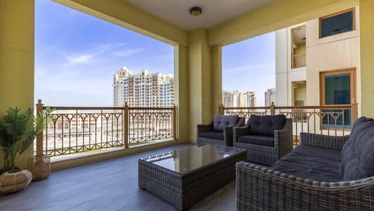 2 Bedroom Flat for Sale in Palm Jumeirah, Dubai - Exclusive and Upgraded C Type Apartment on the Palm