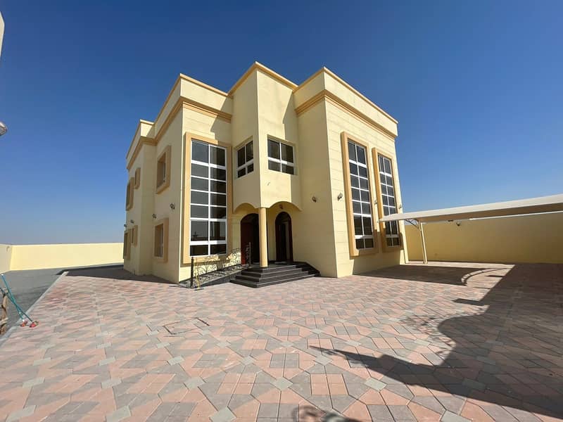 Вилла в Мадинат Аль Рияд, 5 спален, 160000 AED - 5563305