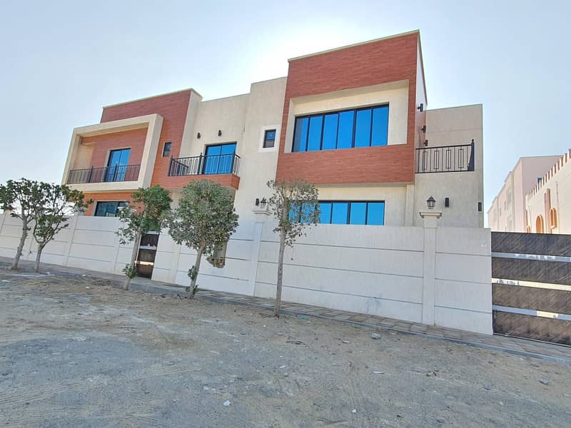 For rent an excellent new Arab design villa, the first inhabitant, a corner of two streets, another piece of the Asphalt Street, close to all services